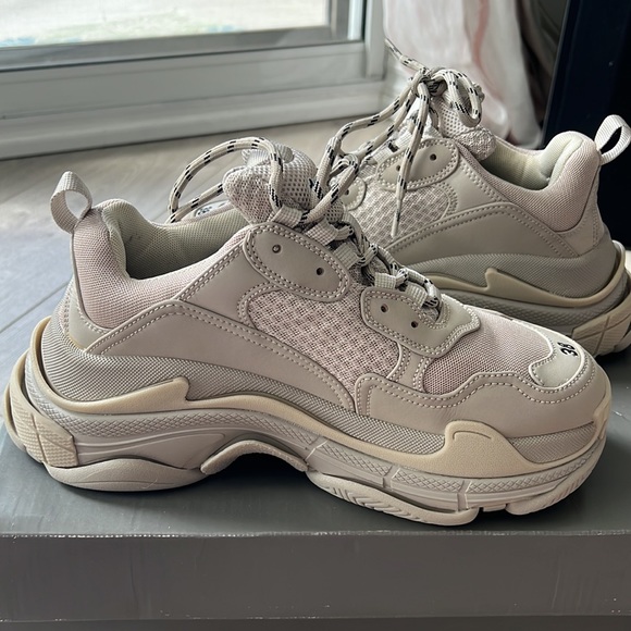 Balenciaga Triple S Chunky Rice Ash - Picture 6 of 8